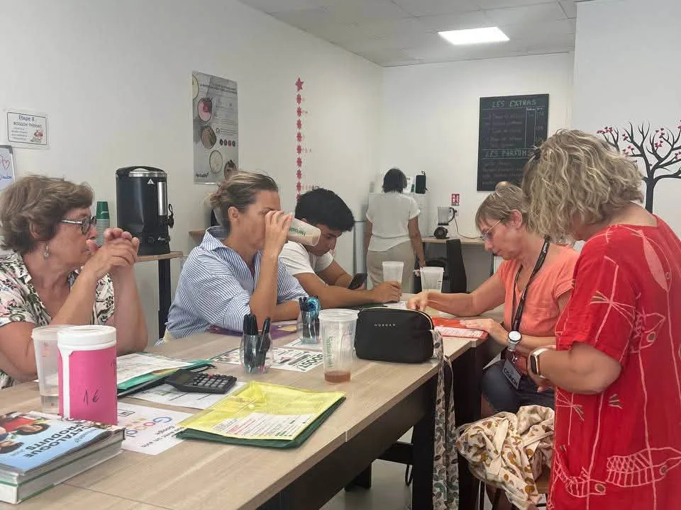 Avant d’aller travailler, le petit-déjeuner au club Centre Nutri-Form